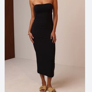 Source Unknown Classic Black Strapless Dress